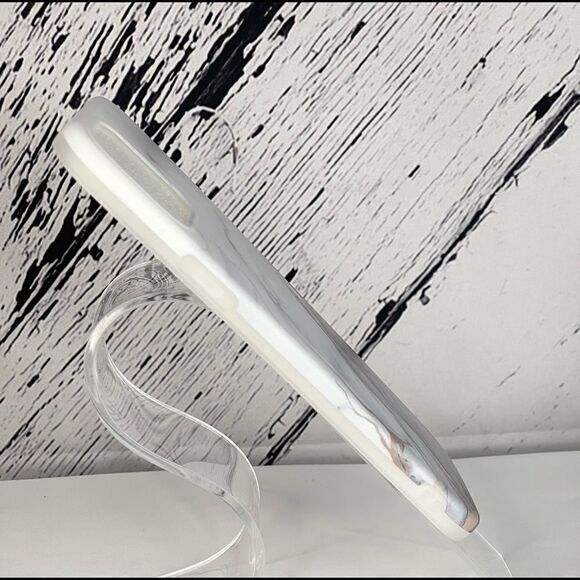 Gray Marble Look 12 Pro Max Case - Picture 3 of 3
